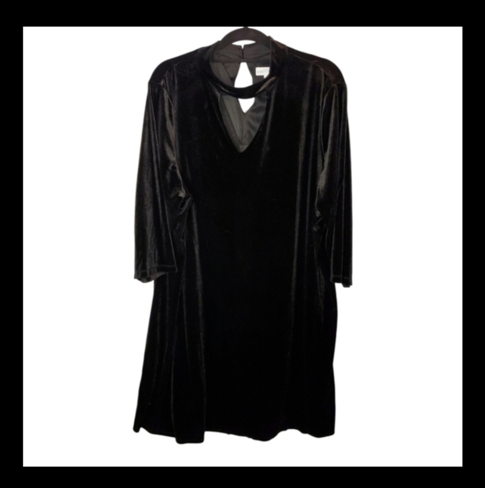 Boutique Black faux  Velvet  sz 2x - Picture 10 of 10